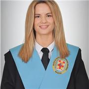 Profesora de Inglés que imparte clases a niños de todas las edades